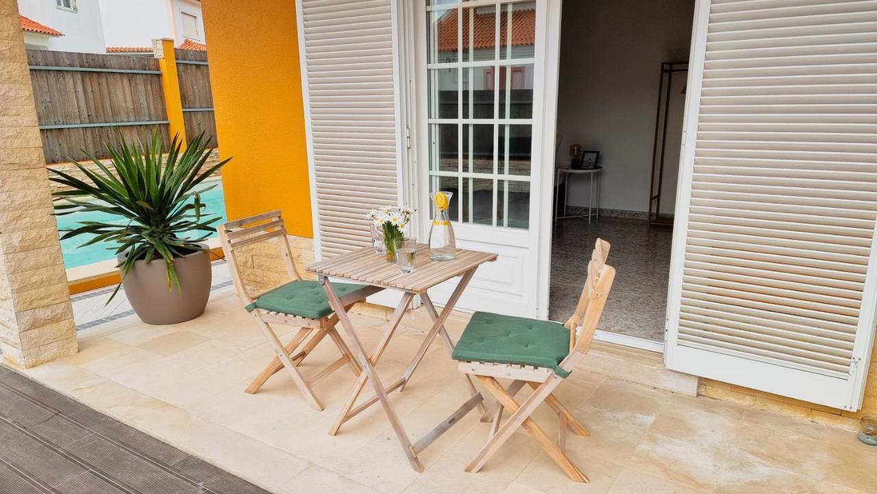 Hôtel Tika Surf Camp Ericeira à Carvoeira Extérieur photo